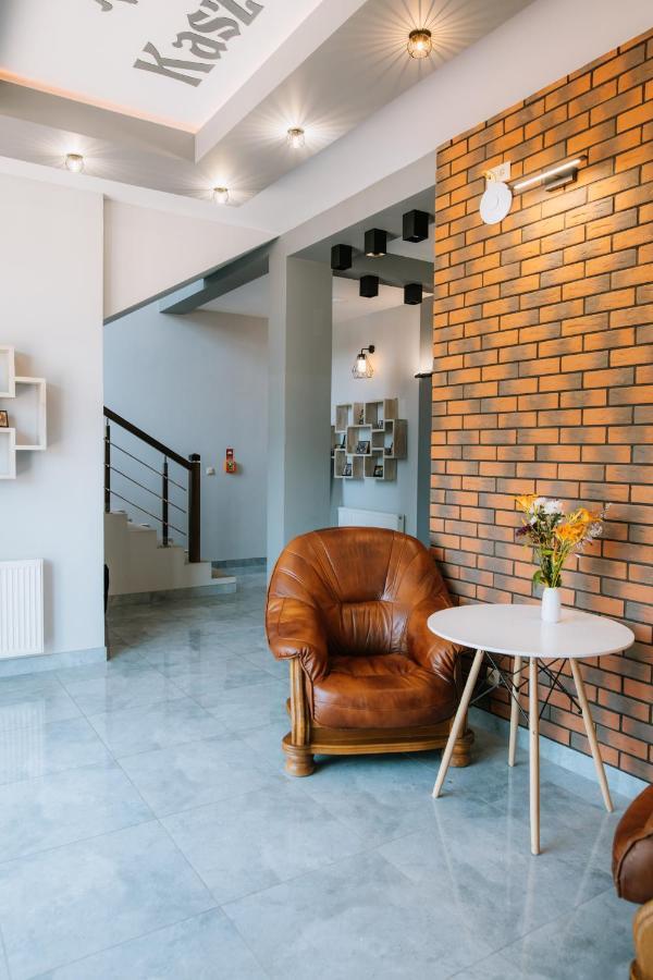 Kasztelan Hotel Krosno Buitenkant foto